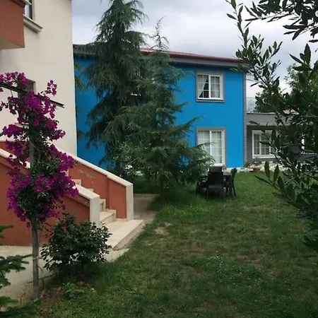 Gursel - Yomra Villa *